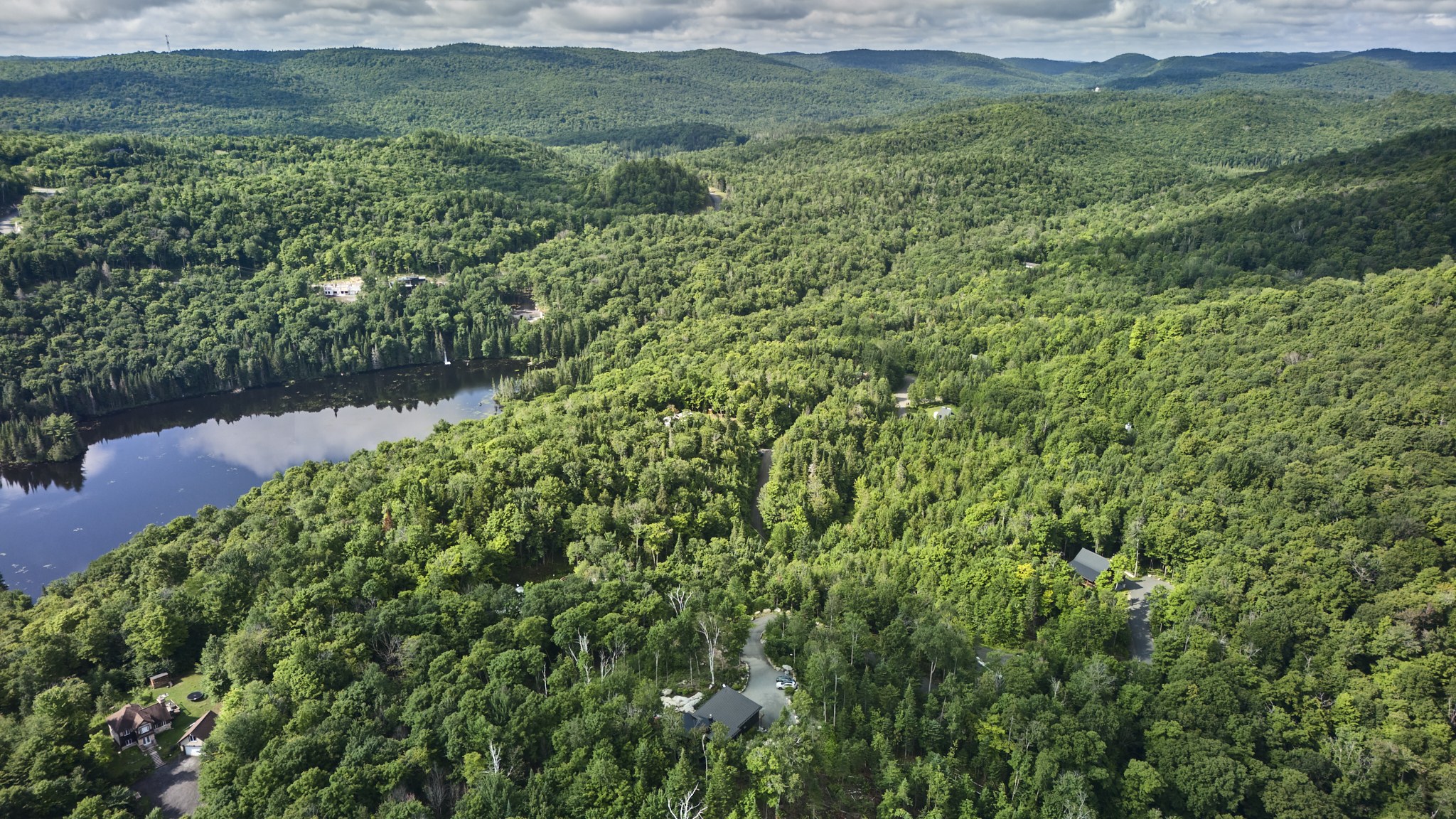 Paysage des Laurentides — 61–63, rue Beaubois